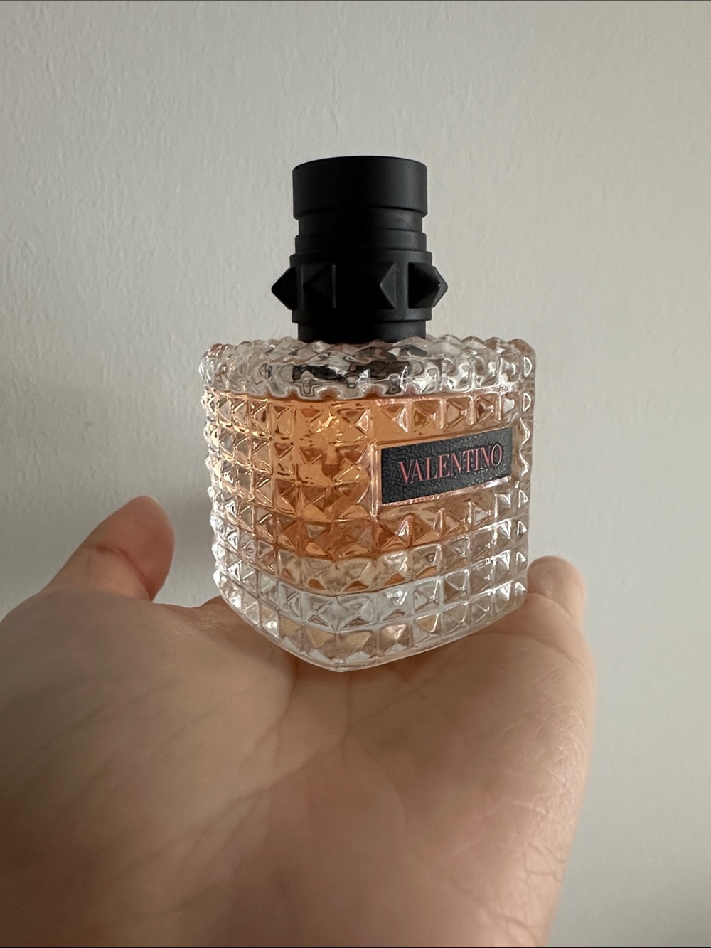 Gently used-Valentino Donna Born in Roma Coral Fantasy EDP 30ml